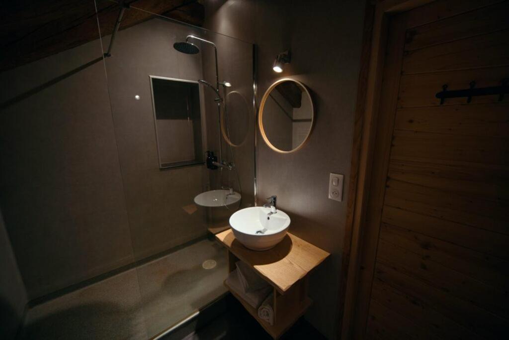 Saint-Julien-Chapteuil La Ferme Du Bien-Etre Bed & Breakfast エクステリア 写真