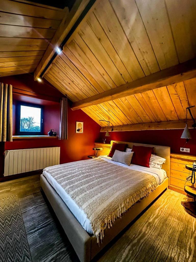 Saint-Julien-Chapteuil La Ferme Du Bien-Etre Bed & Breakfast エクステリア 写真